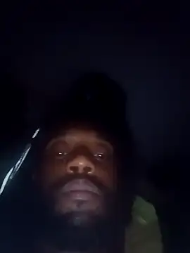 Snapshot of PrinceNoAlbert chatting on December 15, 12:17 pm PrinceNoAlbert online show from December 15, 12:17 pm