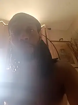 Snapshot of PrinceNoAlbert chatting on December 7, 3:47 pm PrinceNoAlbert online show from December 7, 3:47 pm