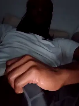 Snapshot of PrinceNoAlbert chatting on February 14, 7:07 am PrinceNoAlbert online show from February 14, 7:07 am