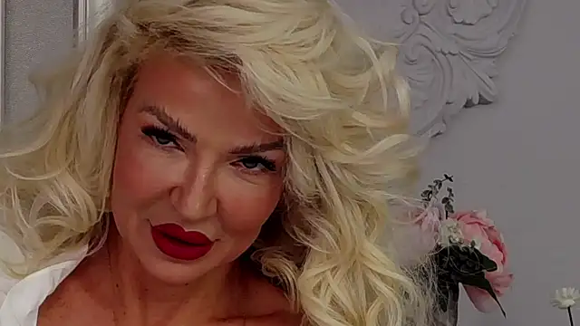 Snapshot of DeidreSwain chatting on September 19, 5:06 pm DeidreSwain online show from September 19, 5:06 pm