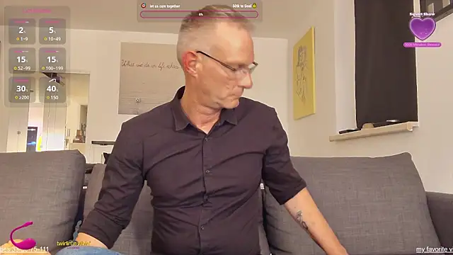 Snapshot of eternal_sin chatting on February 3, 6:49 pm eternal sin online show from February 3, 6:49 pm