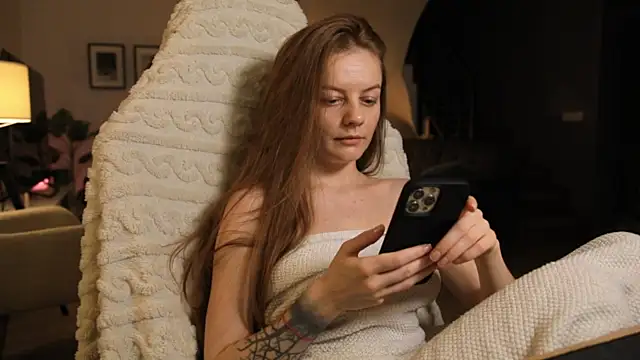 LadyInBad online show from January 11, 9:15 pm