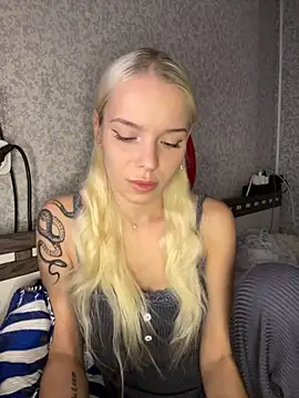 Snapshot of SIMBA_BOS chatting on October 29, 2:54 am SIMBA BOS online show from October 29, 2:54 am