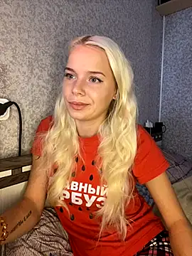 Snapshot of SIMBA_BOS chatting on September 18, 2:47 am SIMBA BOS online show from September 18, 2:47 am