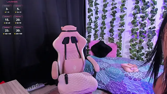 ashley morgan 18 online show from November 13, 2:37 am