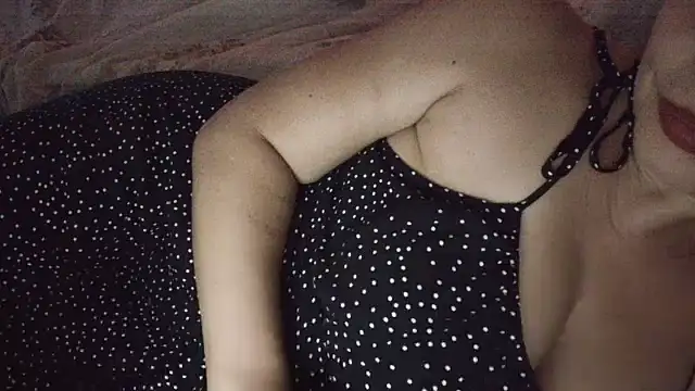 Snapshot of Godness85 chatting on March 21, 4:22 pm Godness85 online show from March 21, 4:22 pm