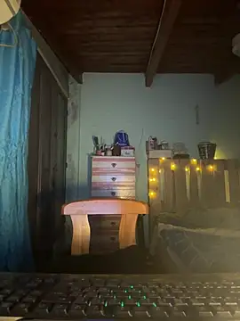 sofy alone online show from February 11, 3:50 am