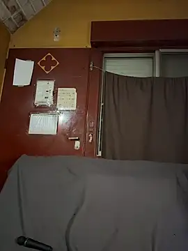 sofy alone online show from December 4, 11:15 pm