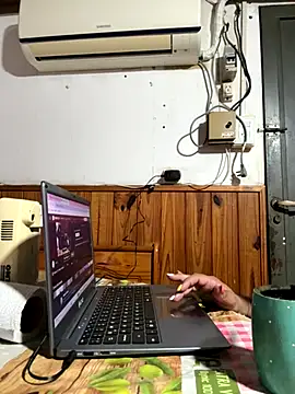 sofy alone online show from October 24, 3:44 pm