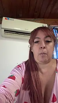 Snapshot of sofy_alone chatting on June 3, 4:55 pm sofy alone online show from June 3, 4:55 pm