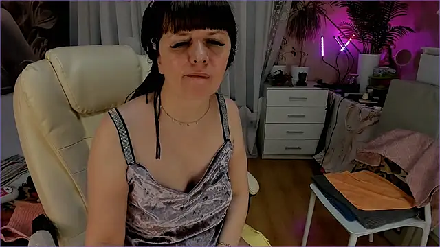 Cutie orgasm online show from July 6, 7:05 pm