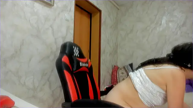 Snapshot of Cutie_orgasm chatting on October 8, 3:35 pm Cutie orgasm online show from October 8, 3:35 pm