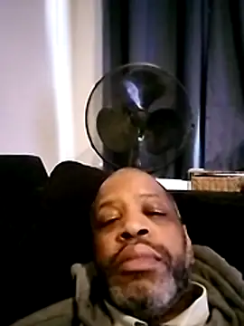 alfiebrown007 online show from February 26, 9:20 am