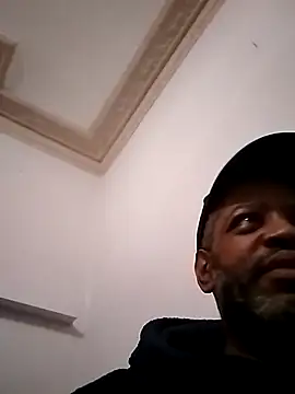 alfiebrown007 online show from February 28, 7:19 am