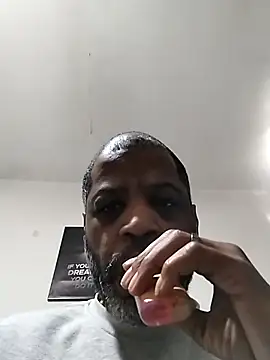 alfiebrown007 online show from March 4, 1:41 pm