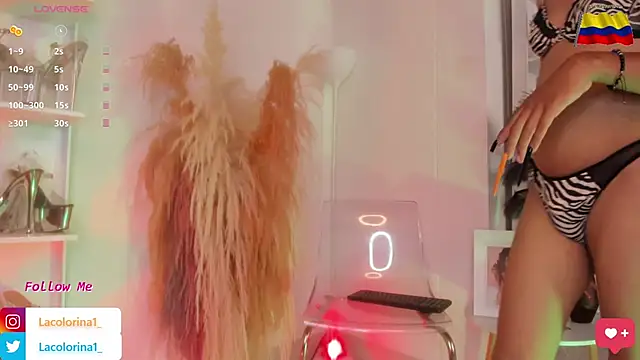 LaColorina  online show from November 5, 4:10 pm