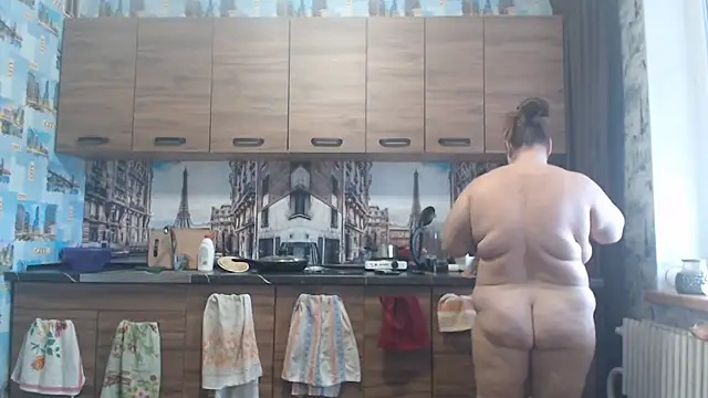 Snapshot of Amy_August chatting on March 4, 6:54 am Amy August online show from March 4, 6:54 am