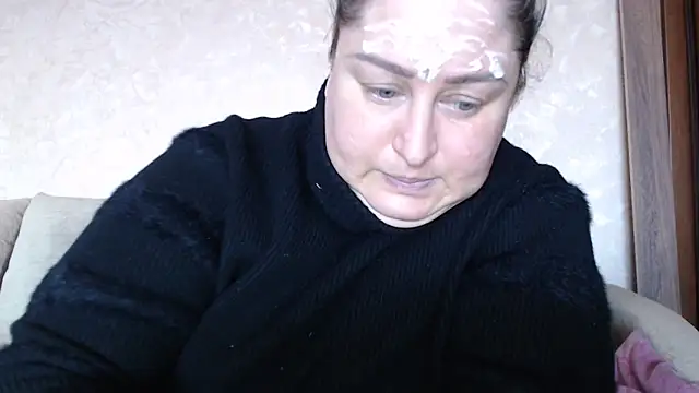 Snapshot of Amy_August chatting on February 3, 9:47 am Amy August online show from February 3, 9:47 am