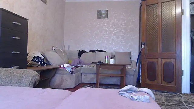 Snapshot of Amy_August chatting on November 22, 9:41 am Amy August online show from November 22, 9:41 am