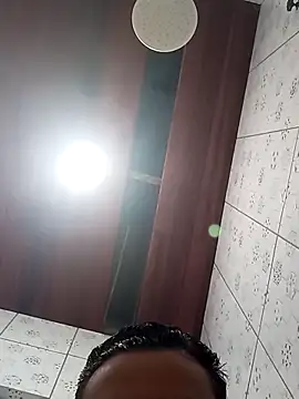 Snapshot of casaltrasante chatting on February 28, 1:05 am casaltrasante online show from February 28, 1:05 am