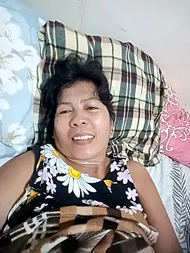 Snapshot of TropicalFlower chatting on December 4, 9:03 pm TropicalFlower online show from December 4, 9:03 pm