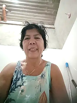 Snapshot of TropicalFlower chatting on November 25, 8:31 pm TropicalFlower online show from November 25, 8:31 pm