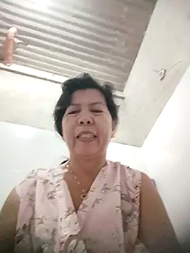 Snapshot of TropicalFlower chatting on October 31, 9:54 pm TropicalFlower online show from October 31, 9:54 pm