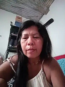 Snapshot of TropicalFlower chatting on May 25, 11:58 pm TropicalFlower online show from May 25, 11:58 pm