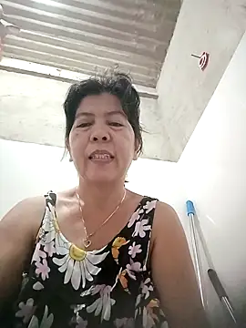 Snapshot of TropicalFlower chatting on October 24, 9:36 pm TropicalFlower online show from October 24, 9:36 pm