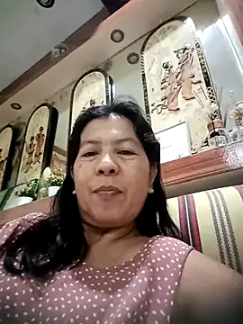 Snapshot of TropicalFlower chatting on October 8, 12:12 am TropicalFlower online show from October 8, 12:12 am