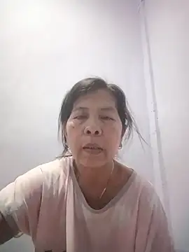 Snapshot of TropicalFlower chatting on July 10, 12:49 pm TropicalFlower online show from July 10, 12:49 pm