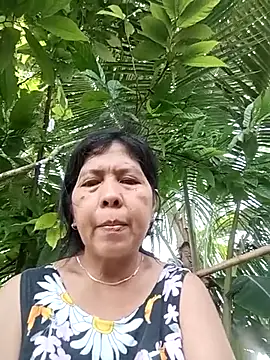 Snapshot of TropicalFlower chatting on June 22, 2:17 am TropicalFlower online show from June 22, 2:17 am