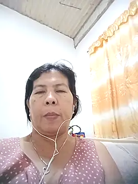 Snapshot of TropicalFlower chatting on October 21, 10:14 am TropicalFlower online show from October 21, 10:14 am