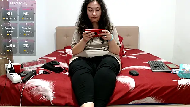 BBW MILF 4U online show from October 19, 7:44 am