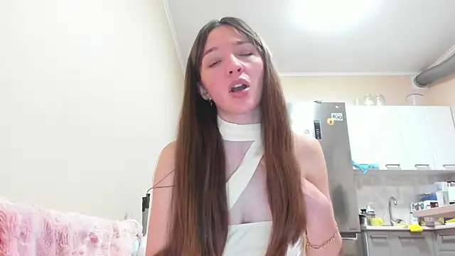 Naughty Molly online show from April 3, 6:14 pm