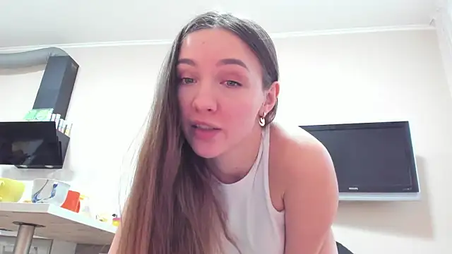 Snapshot of Naughty_Molly chatting on December 16, 11:12 am Naughty Molly online show from December 16, 11:12 am