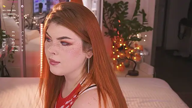 Ffoxyflame online show from November 18, 10:45 pm