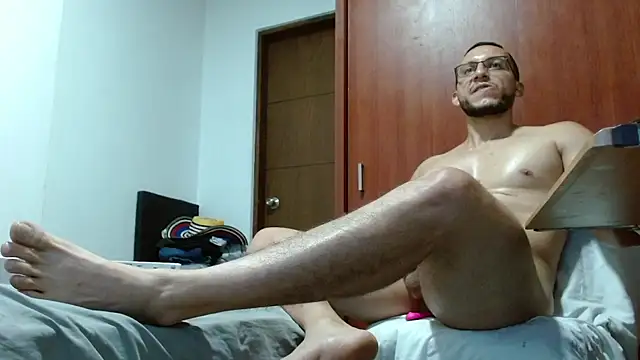 MarcusMilarc online show from March 19, 1:43 am