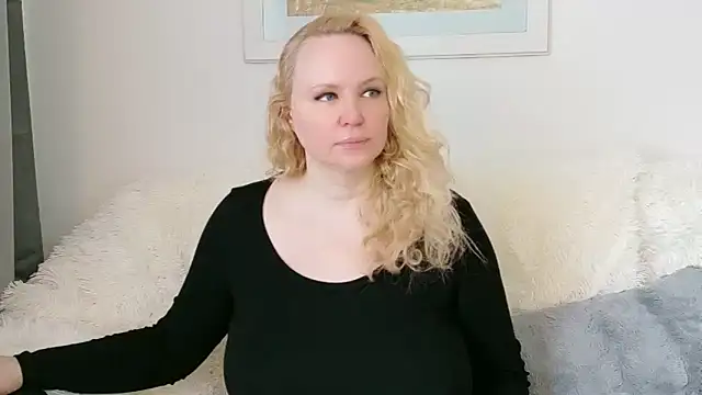 Sarah4you online show from March 28, 1:01 pm