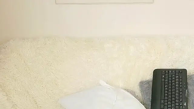 Sarah4you online show from April 3, 3:51 pm