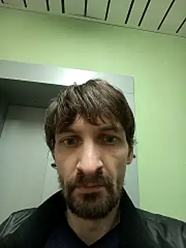 Snapshot of Krasav4ik4ik chatting on March 1, 9:48 pm Krasav4ik4ik online show from March 1, 9:48 pm