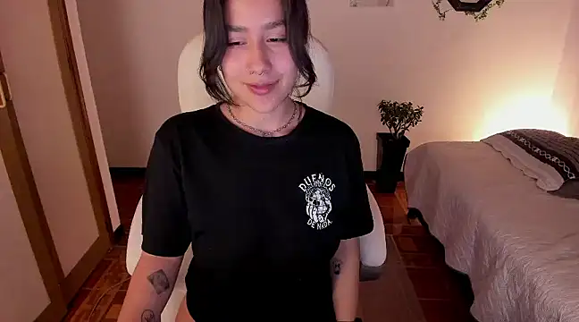 Snapshot of kinky_rider chatting on March 20, 3:56 am kinky rider online show from March 20, 3:56 am