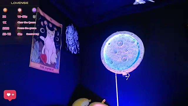 girl intense444 online show from January 12, 1:29 pm