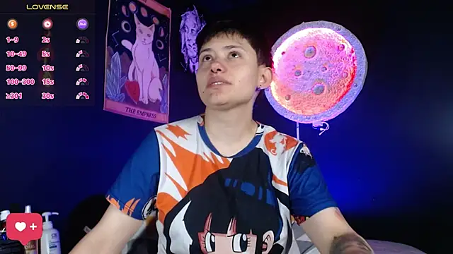 girl intense444 online show from November 27, 1:11 pm