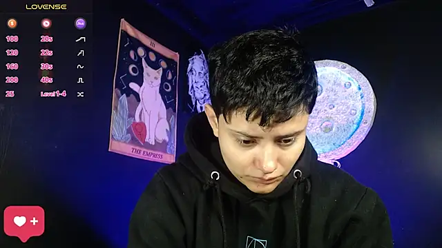 girl intense444 online show from November 24, 1:00 pm