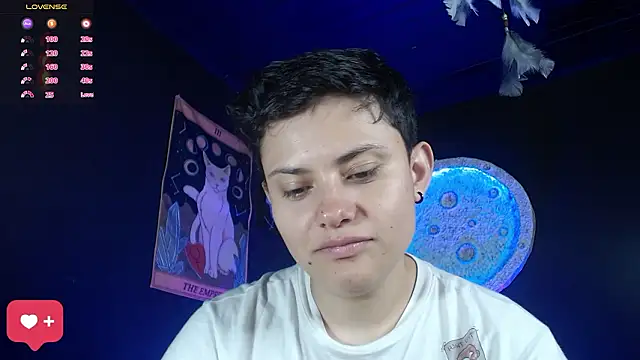 girl intense444 online show from February 5, 12:34 pm