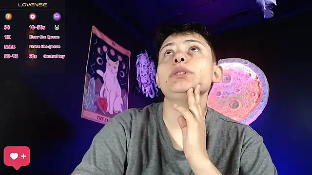 girl intense444 online show from November 17, 12:53 pm