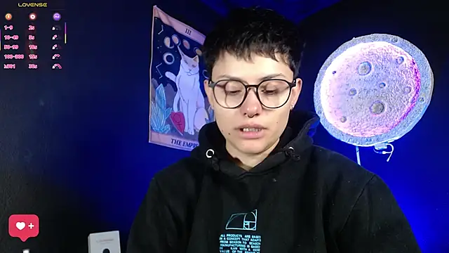 girl intense444 online show from March 10, 1:15 pm