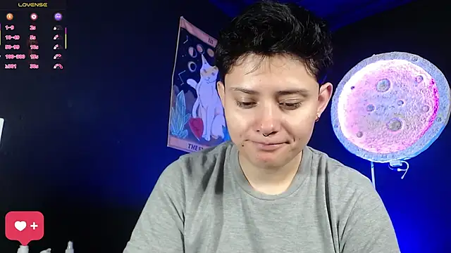 girl intense444 online show from March 21, 1:26 pm