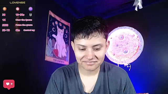 girl intense444 online show from November 19, 12:49 pm